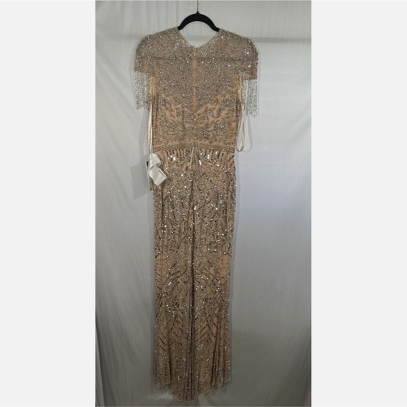 NWT $598 MAC DUGGAL [ 10 ] Embellished Fringe‎ Cap Sleeve Gown Platinum Pink - Picture 13 of 16